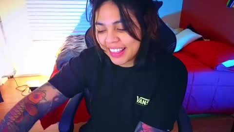 Snapshot of miacanela_xo chatting on January 7, 2025, 12:13 am Mia online show from January 7, 2025, 12:13 am