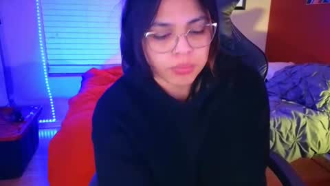 Snapshot of miacanela_xo chatting on January 26, 2025, 6:07 am Mia online show from January 26, 2025, 6:07 am