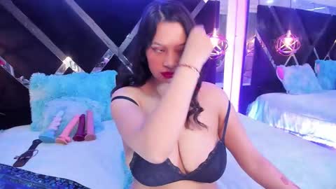 Mia online show from March 14, 2026, 1:55 am