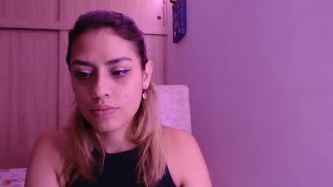 Miia  online show from January 18, 2026, 4:27 am