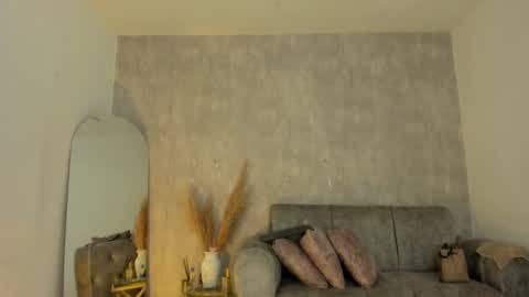 miacooper online show from February 1, 2025, 12:26 pm