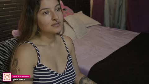 Mia online show from January 27, 2025, 3:37 am