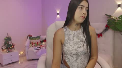 Mia Gomez online show from December 1, 2025, 1:27 pm