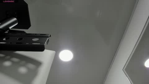 Miah Collins online show from February 14, 2025, 8:52 am