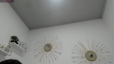 Miah Collins online show from September 15, 2025, 11:21 am