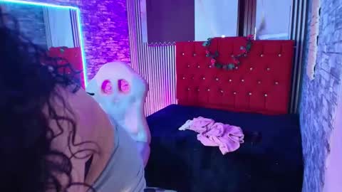 Snapshot of miahernadez303av chatting on November 26, 2025, 3:07 am MIA VELEZ online show from November 26, 2025, 3:07 am