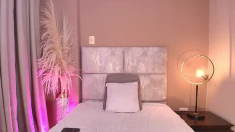 miahertz online show from January 14, 2026, 12:49 am