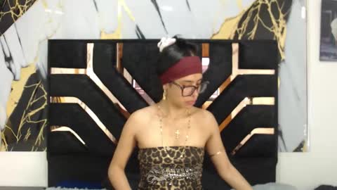 miahotcs online show from May 9, 2026, 4:34 pm