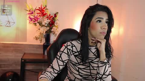 Mia online show from March 29, 2026, 12:05 pm