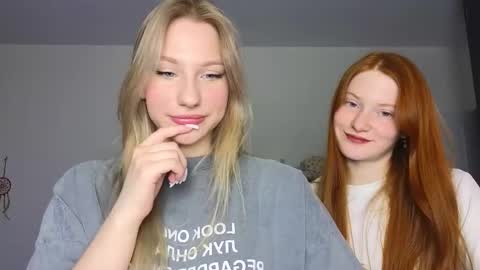 milanaaaa online show from March 12, 2025, 6:33 pm