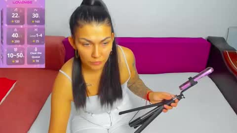 Mia Kittyy online show from October 5, 2025, 4:16 pm