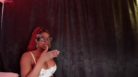 Snapshot of miaknox chatting on May 22, 2026, 1:13 am Mia online show from May 22, 2026, 1:13 am