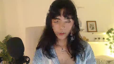 Lali online show from December 22, 2024, 3:22 am