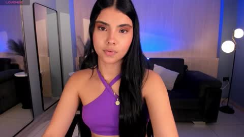 Snapshot of mialaurence_ chatting on November 1, 2025, 7:05 pm Call me Mia online show from November 1, 2025, 7:05 pm