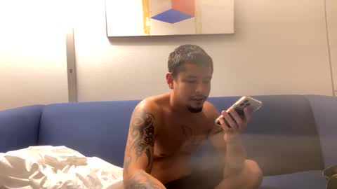 miamiclos1 online show from February 5, 2025, 1:54 pm