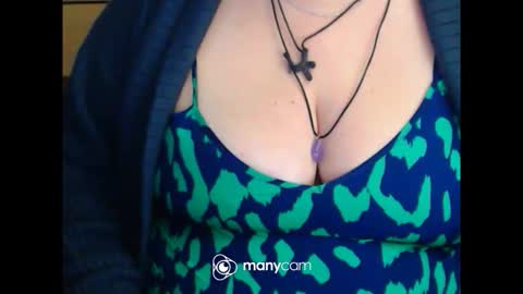 Snapshot of miamimistress chatting on February 21, 2026, 10:49 am maya online show from February 21, 2026, 10:49 am