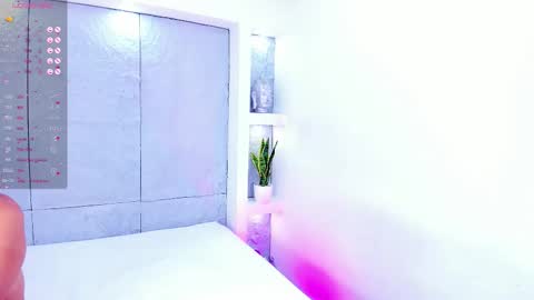 Snapshot of miamistrex chatting on September 28, 2025, 4:51 am Mia Mistrex online show from September 28, 2025, 4:51 am