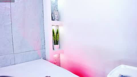 Snapshot of miamistrex chatting on November 23, 2025, 4:23 am Mia Mistrex online show from November 23, 2025, 4:23 am