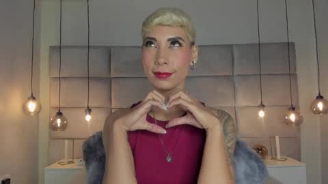 Snapshot of miamorgann chatting on December 27, 2024, 12:34 pm Mia Morgann online show from December 27, 2024, 12:34 pm