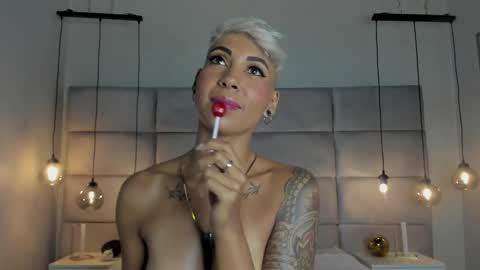 Snapshot of miamorgann chatting on February 2, 2025, 3:07 pm Mia Morgann online show from February 2, 2025, 3:07 pm