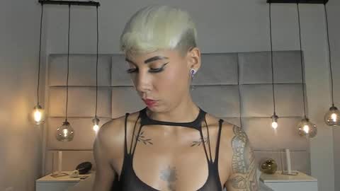 Snapshot of miamorgann chatting on February 9, 2025, 7:19 pm Mia Morgann online show from February 9, 2025, 7:19 pm