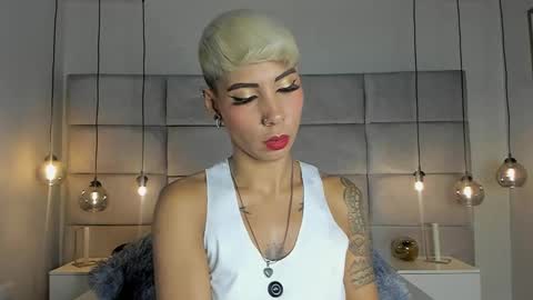 Snapshot of miamorgann chatting on February 10, 2025, 1:22 pm Mia Morgann online show from February 10, 2025, 1:22 pm