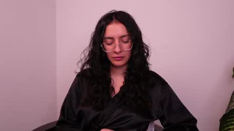 MIAPORTMANN online show from July 16, 2026, 1:22 am
