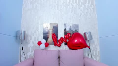 Snapshot of miaquevedo chatting on February 4, 2025, 12:22 pm Mia Quevedo online show from February 4, 2025, 12:22 pm