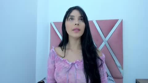 Snapshot of miaquevedo chatting on September 29, 2025, 11:59 am Mia Quevedo online show from September 29, 2025, 11:59 am