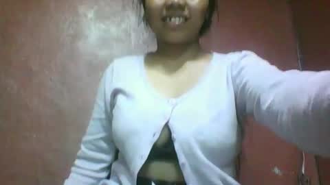 miarii online show from September 14, 2025, 5:23 pm