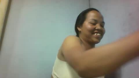 miarii online show from October 19, 2025, 5:13 pm