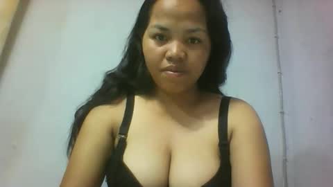 miarii online show from November 26, 2025, 4:24 am