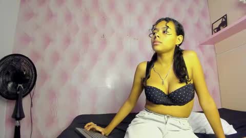 Snapshot of miarivers_ chatting on November 29, 2025, 12:08 pm MIA online show from November 29, 2025, 12:08 pm