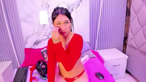Snapshot of miarose_69 chatting on May 1, 2026, 3:33 am Miarose 69 online show from May 1, 2026, 3:33 am