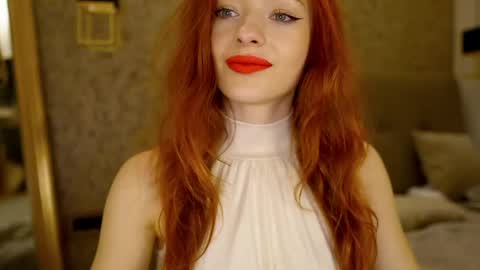 Mia online show from May 15, 2026, 11:12 pm
