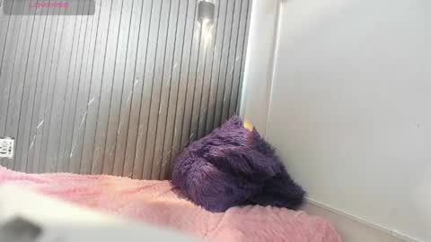 miasalazar9 online show from April 28, 2026, 2:27 am