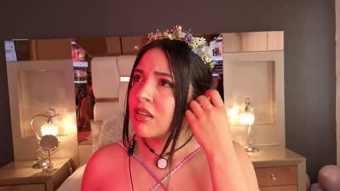 Snapshot of miasavagex18 chatting on November 17, 2025, 10:26 pm MiaHancock online show from November 17, 2025, 10:26 pm