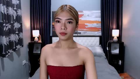 Snapshot of miasmith09 chatting on January 17, 2026, 1:43 am Pau and jence online show from January 17, 2026, 1:43 am