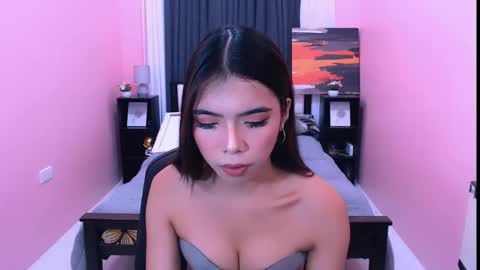 Snapshot of miasmith09 chatting on March 22, 2026, 6:50 am Pau and jence online show from March 22, 2026, 6:50 am