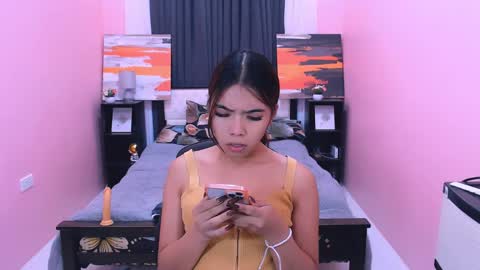 Snapshot of miasmith09 chatting on April 5, 2026, 3:47 am Pau and jence online show from April 5, 2026, 3:47 am