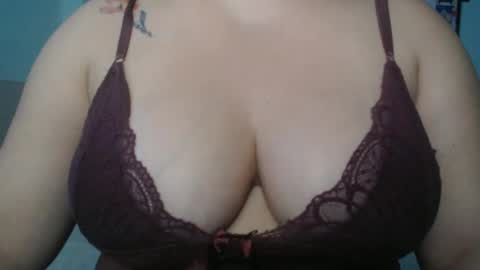 Snapshot of miasp chatting on February 2, 2025, 2:59 am MiaSP online show from February 2, 2025, 2:59 am