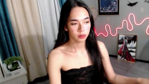 Snapshot of miatrixs chatting on January 28, 2025, 11:28 am Mia online show from January 28, 2025, 11:28 am