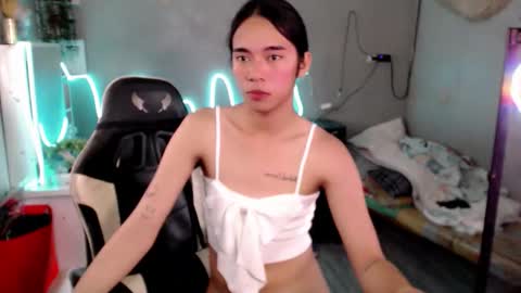 Mia online show from February 26, 2026, 6:01 am