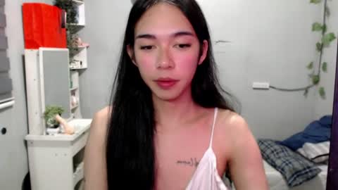 Snapshot of miatrixs chatting on June 11, 2026, 4:38 pm Mia online show from June 11, 2026, 4:38 pm
