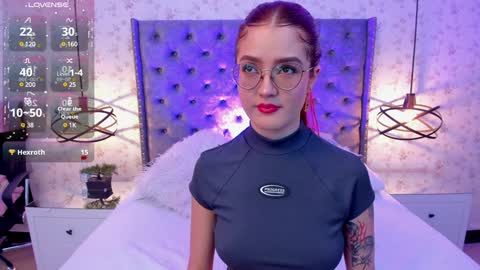 Mia winx  online show from February 6, 2025, 10:10 pm