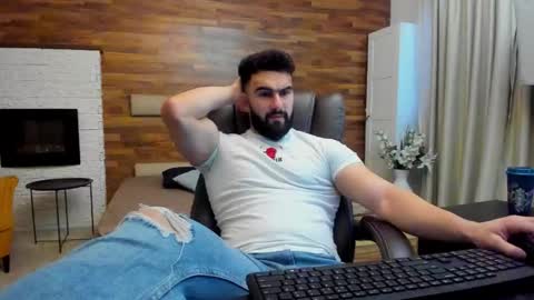 MicahLane online show from November 24, 2025, 5:29 am