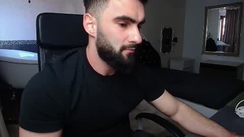 MicahLane online show from April 16, 2026, 5:08 am