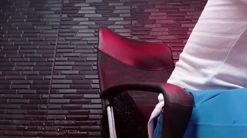 Snapshot of michael_daviss1 chatting on December 4, 2024, 12:36 pm Michael Daviss online show from December 4, 2024, 12:36 pm