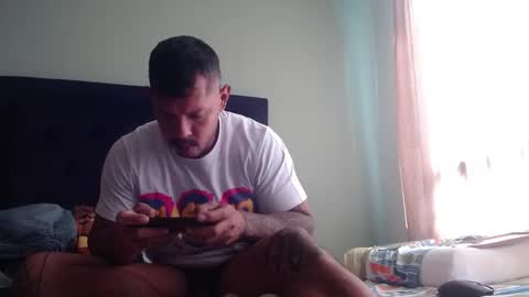 Snapshot of michael_daviss1 chatting on November 16, 2025, 6:02 pm Michael Daviss online show from November 16, 2025, 6:02 pm