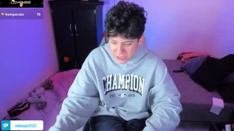 Snapshot of michael_kendall0 chatting on February 24, 2025, 1:02 am michael independent model  online show from February 24, 2025, 1:02 am